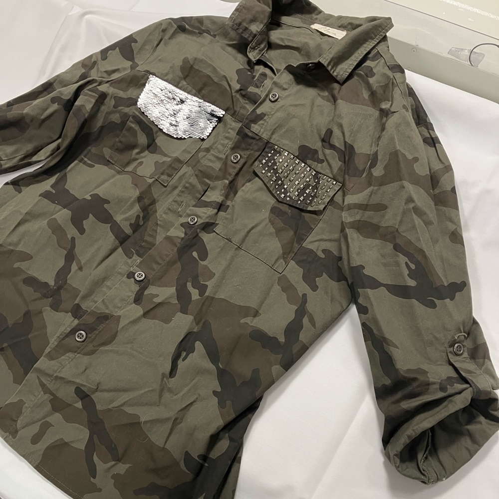 Camo Buttondown - Picture 2 of 5